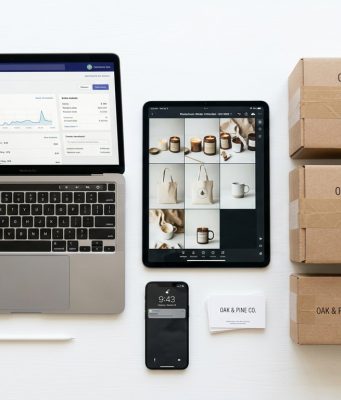 The Complete Ecommerce Guide for Beginners and Entrepreneurs Ecommerce Guide for Beginners and Entrepreneurs